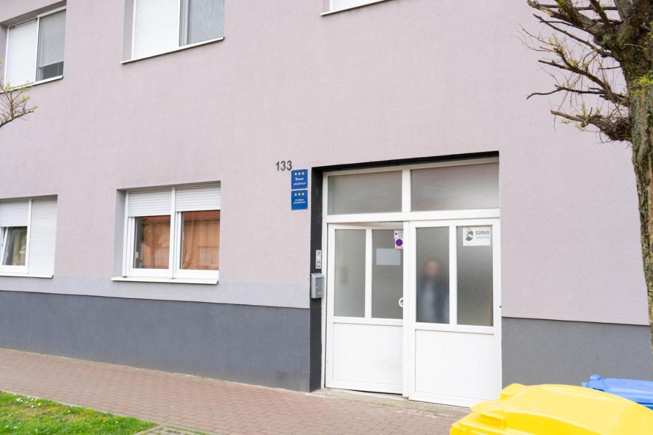 Apartment Eurho Osijek Exterior foto