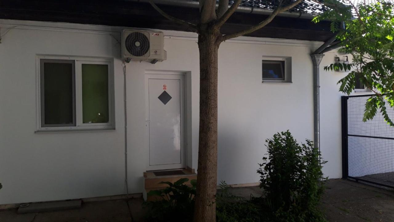 Apartment Eurho Osijek Exterior foto